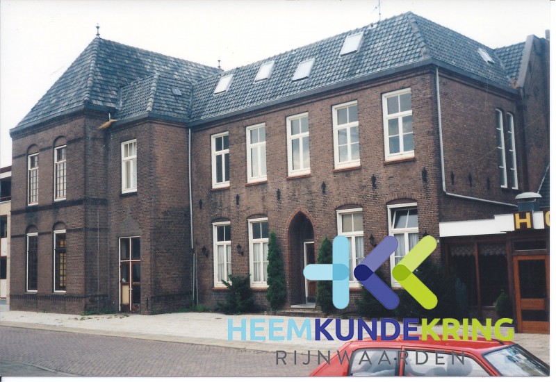 Klooster Dorpsdijk Lobith foto behorende bij boekje OMD 1995 Coll. HKR